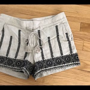 Loft embroidered short